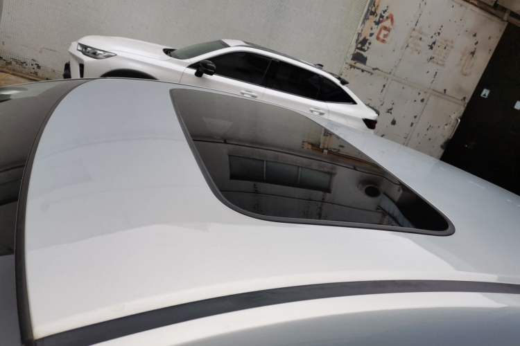 Used Honda e:NP2 2024 Advanced Edition Roof