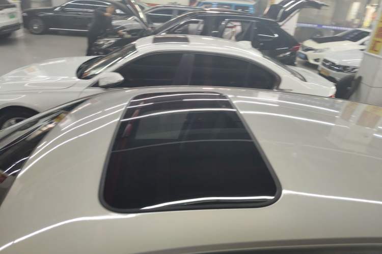 Used Honda e:NP2 2024 Advanced Edition Roof