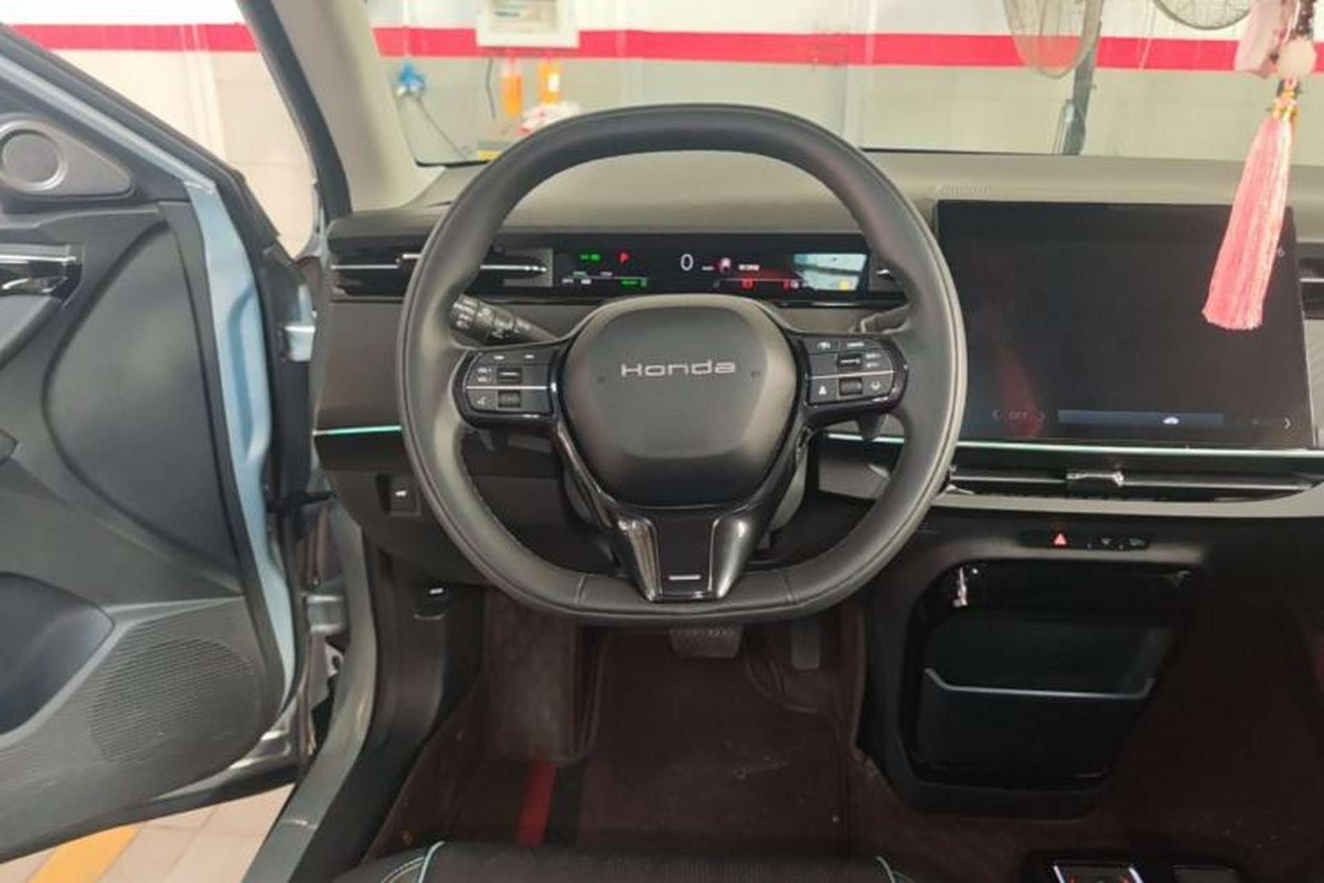 Used Honda e:NP2 2024 Advanced Edition Steering Wheel