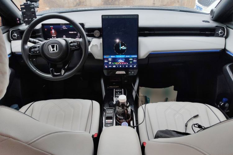 Used Honda e:NS1 2022 e-Style Edition Center Console
