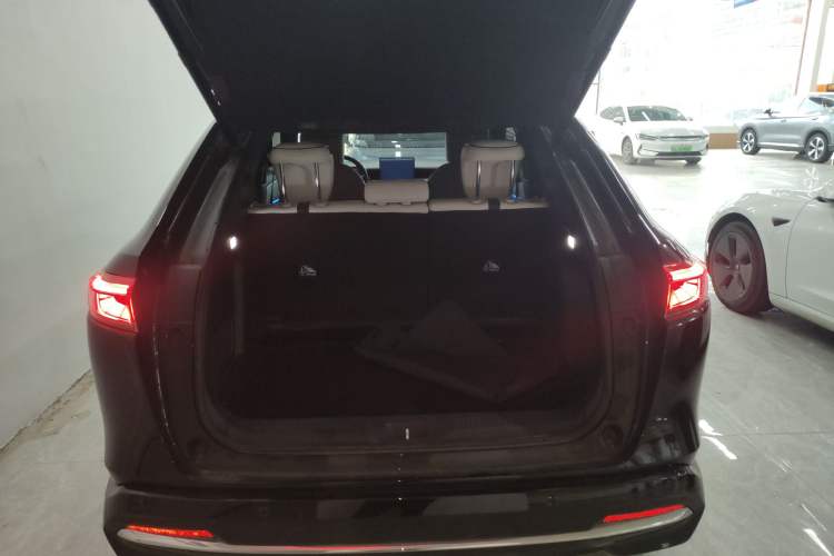 Used Honda e:NS1 2022 e-Style Edition Trunk