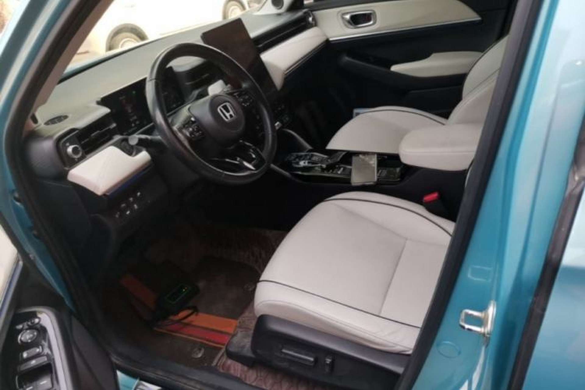 Used Honda e:NS1 2022 e-Motion Edition Left Front Seat
