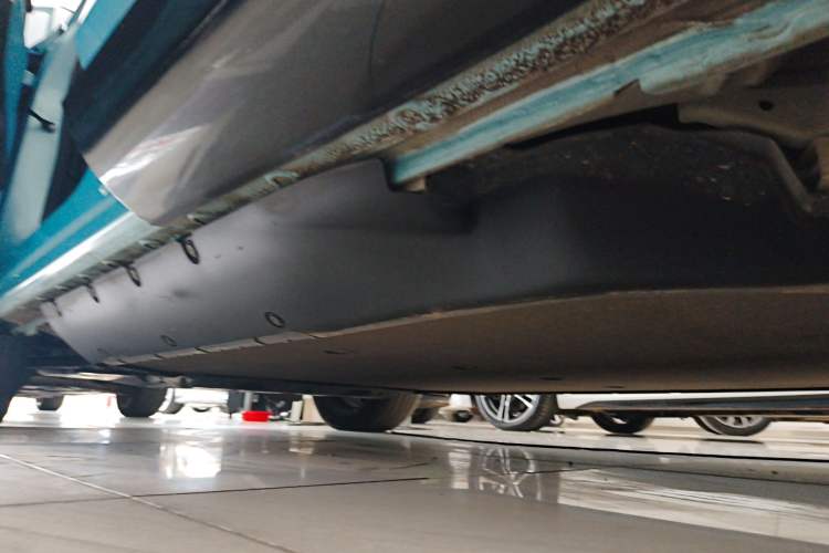 Used Honda e:NS1 2022 e-Motion Edition Left Side Sill