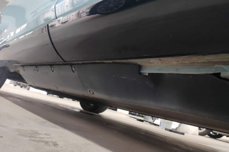 Used Honda e:NS1 2022 e-Motion Edition Left Side Sill