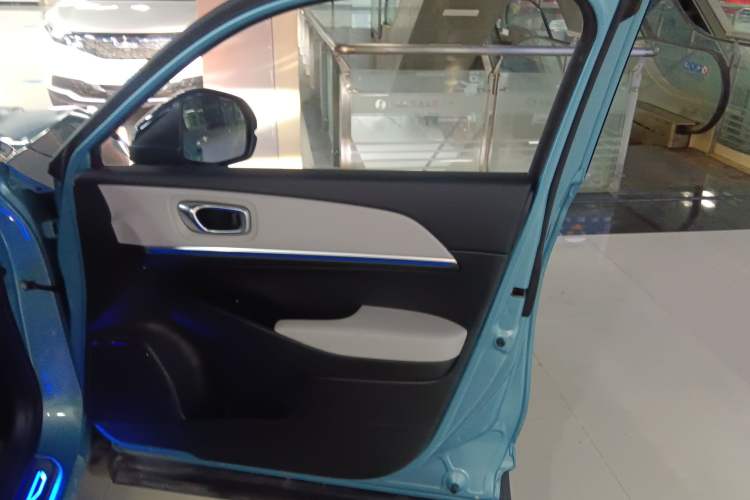 Used Honda e:NS1 2022 e-Motion Edition Right Front Door Interior