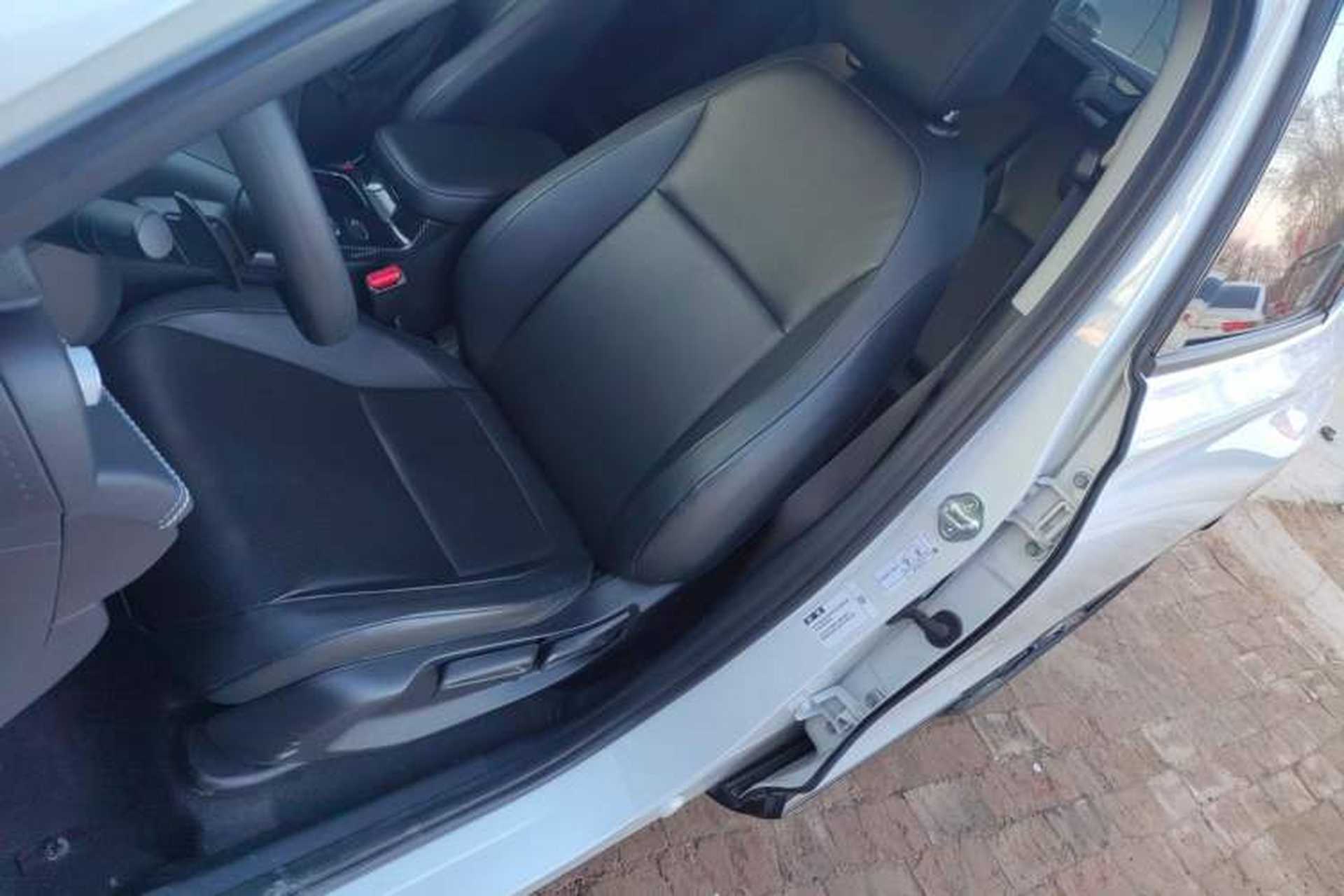 Used Honda e:NS1 2022 e-Series model Left Front Seat