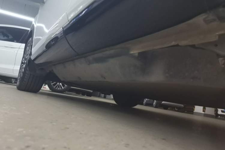 Used Honda e:NS1 2022 e-Motion Edition Left Side Sill