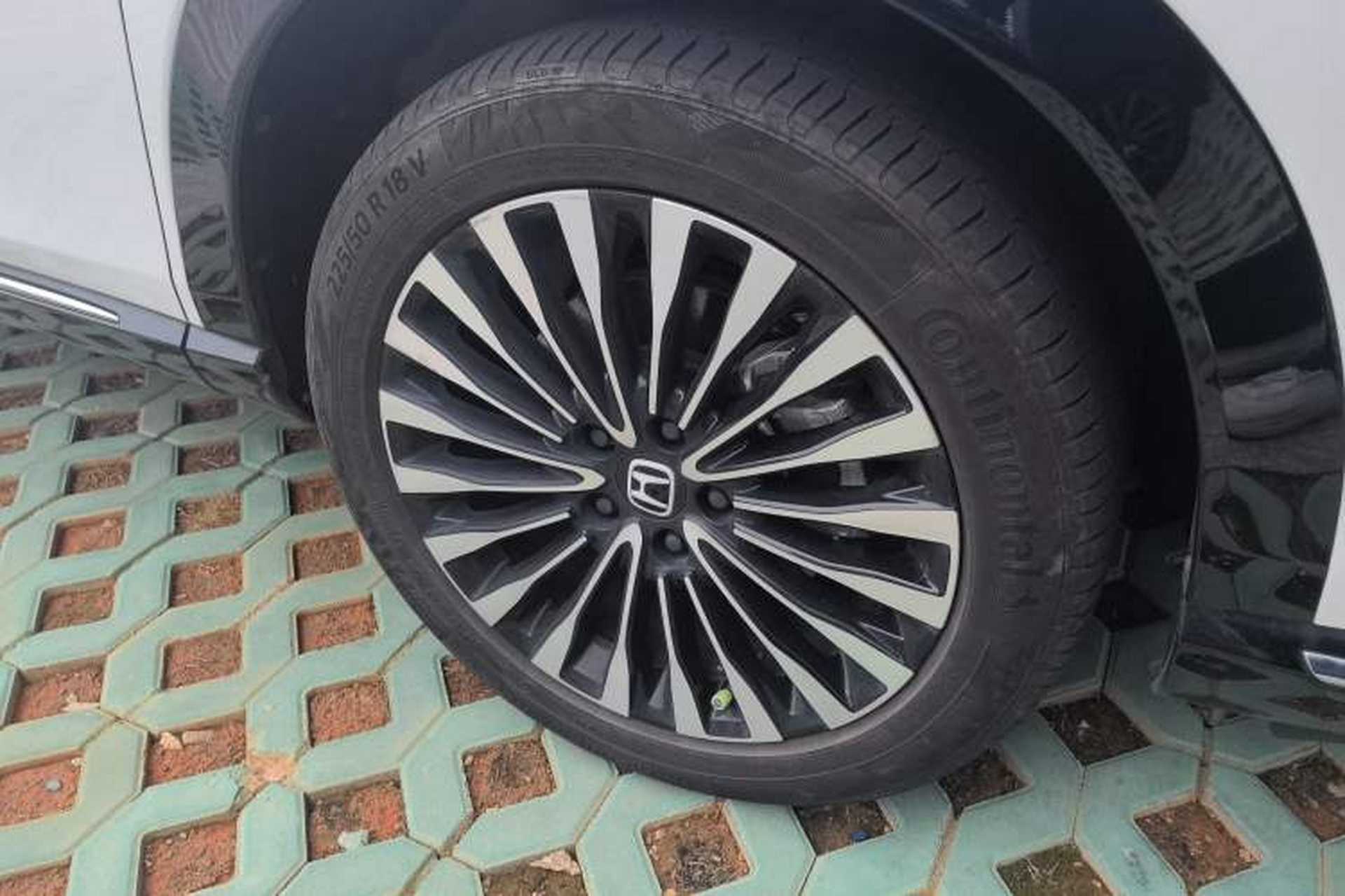 Used Honda e:NS1 2022 e-Style Edition Right Front Wheel Hub