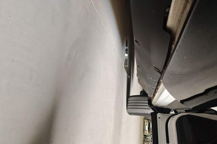 Used Honda e:NS1 2022 e-Series model Right Side Sill