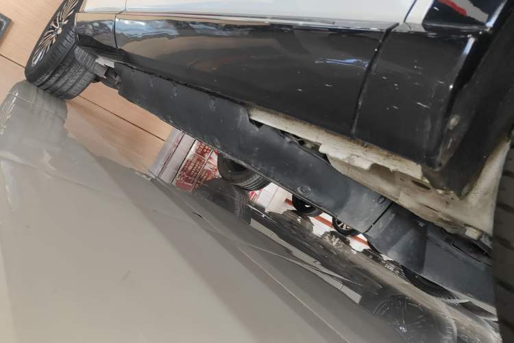 Used Honda e:NS1 2022 e-Motion Edition Right Side Sill