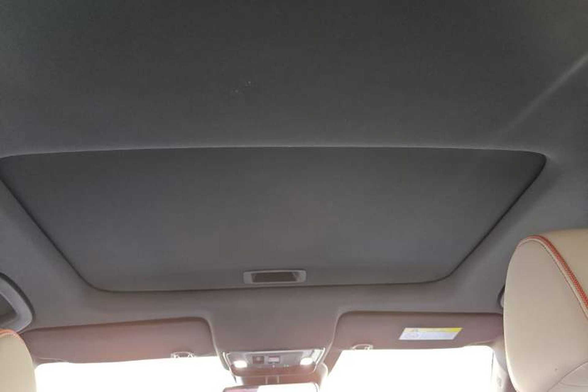 Used Honda e:NS2 2024 Light-Chasing Version Headliner