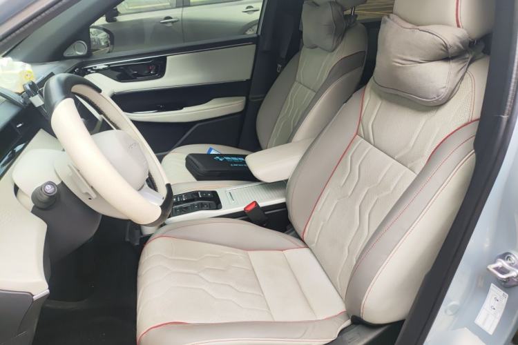 Used Honda e:NS2 2024 Light-Chasing Version Left Front Seat