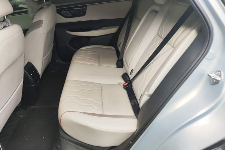 Used Honda e:NS2 2024 Light-Chasing Version Left Rear Seat