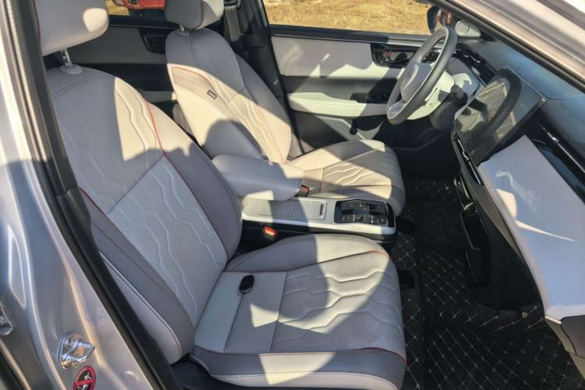 Used Honda e:NS2 2024 Light-Chasing Version Right Front Seat