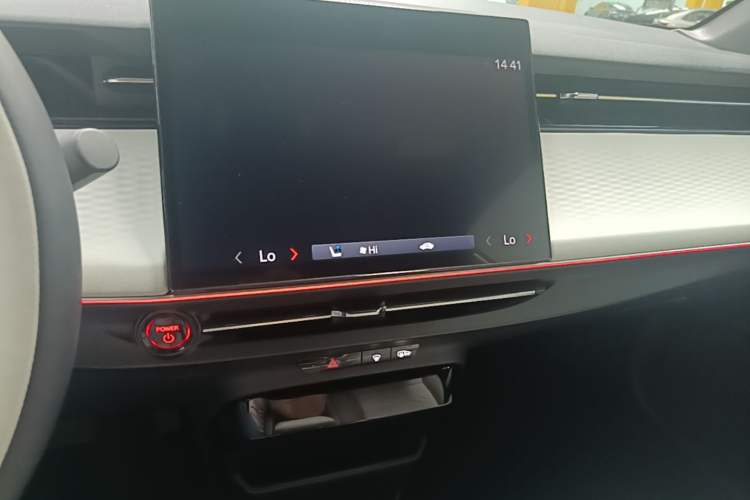 Used Honda e:NS2 2024 Light-Chasing Version Audio And AC Panel