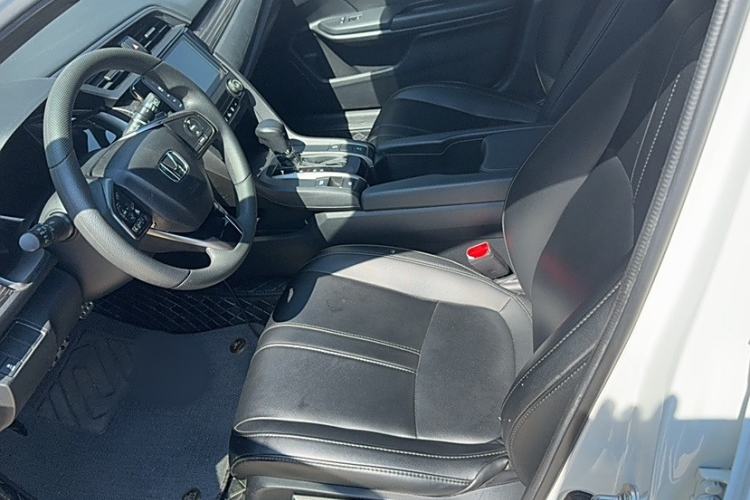 Used Honda e:NS2 2024 Light-Chasing Version Left Front Seat