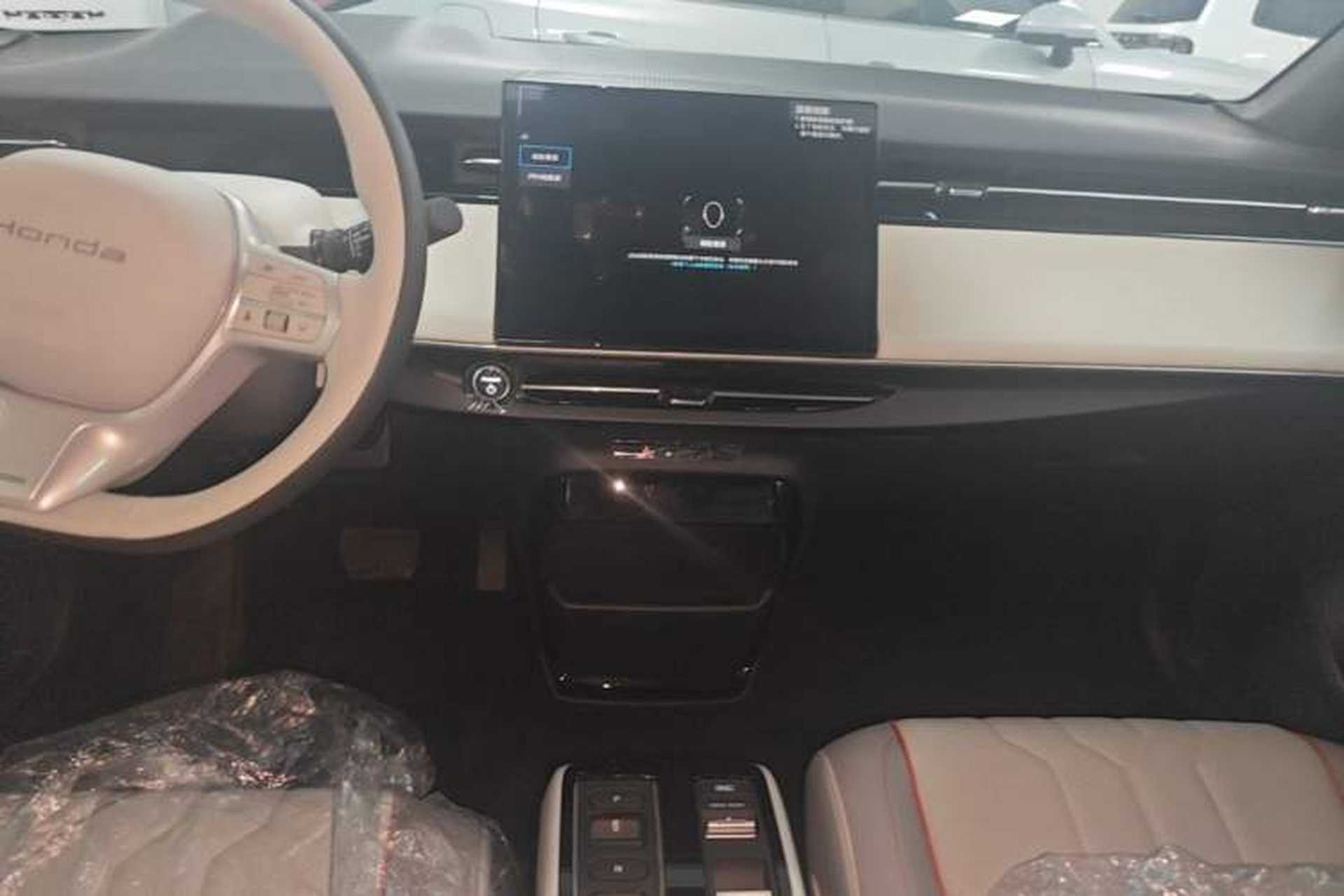 Used Honda e:NS2 2024 Light-Chasing Version Audio And AC Panel