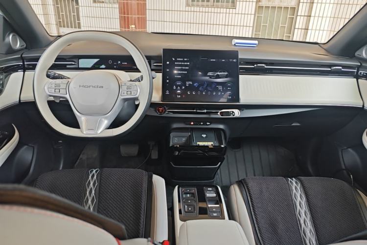 Used Honda e:NS2 2024 Light-Chasing Version Center Console