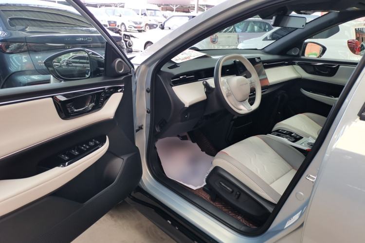 Used Honda e:NS2 2024 Light-Chasing Version Driver Seat