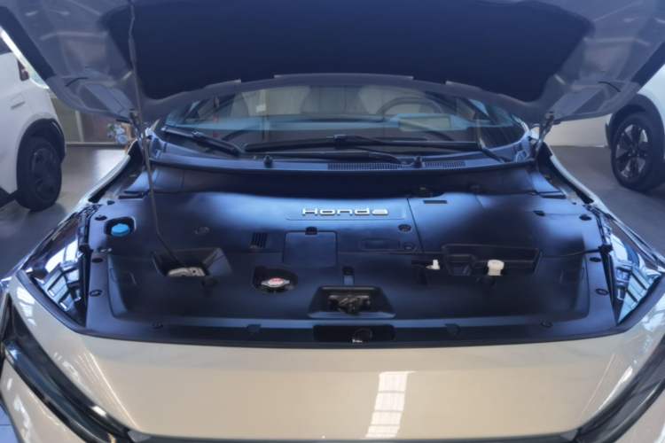 Used Honda e:NS2 2024 Light-Chasing Version Engine Bay