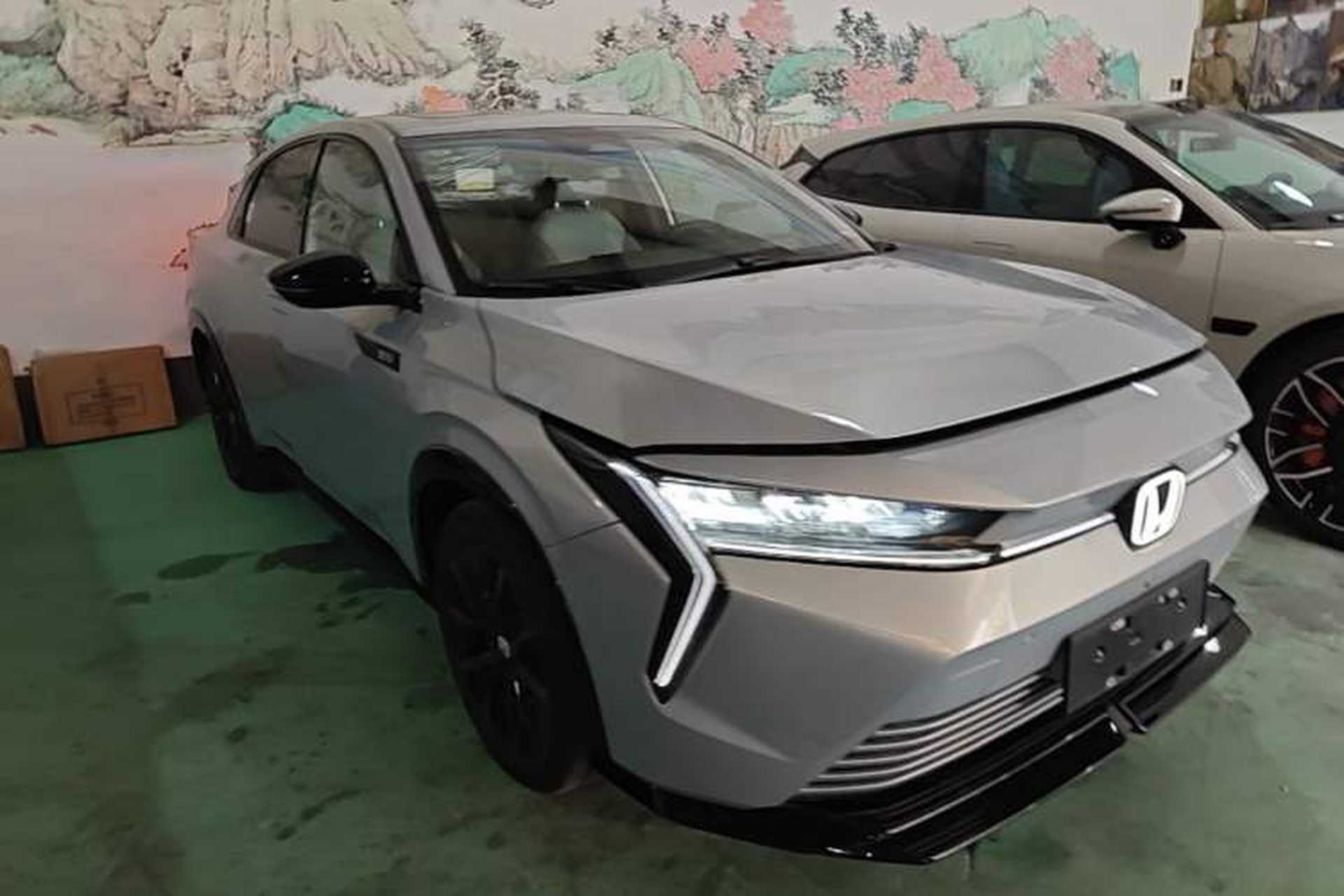Used Honda e:NS2 2024 Light-Chasing Version Exterior 1