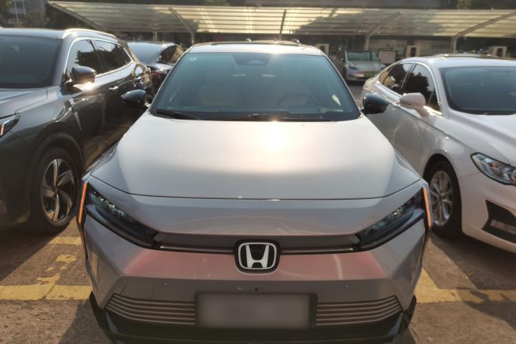 Used Honda e:NS2 2024 Light-Chasing Version Exterior 1