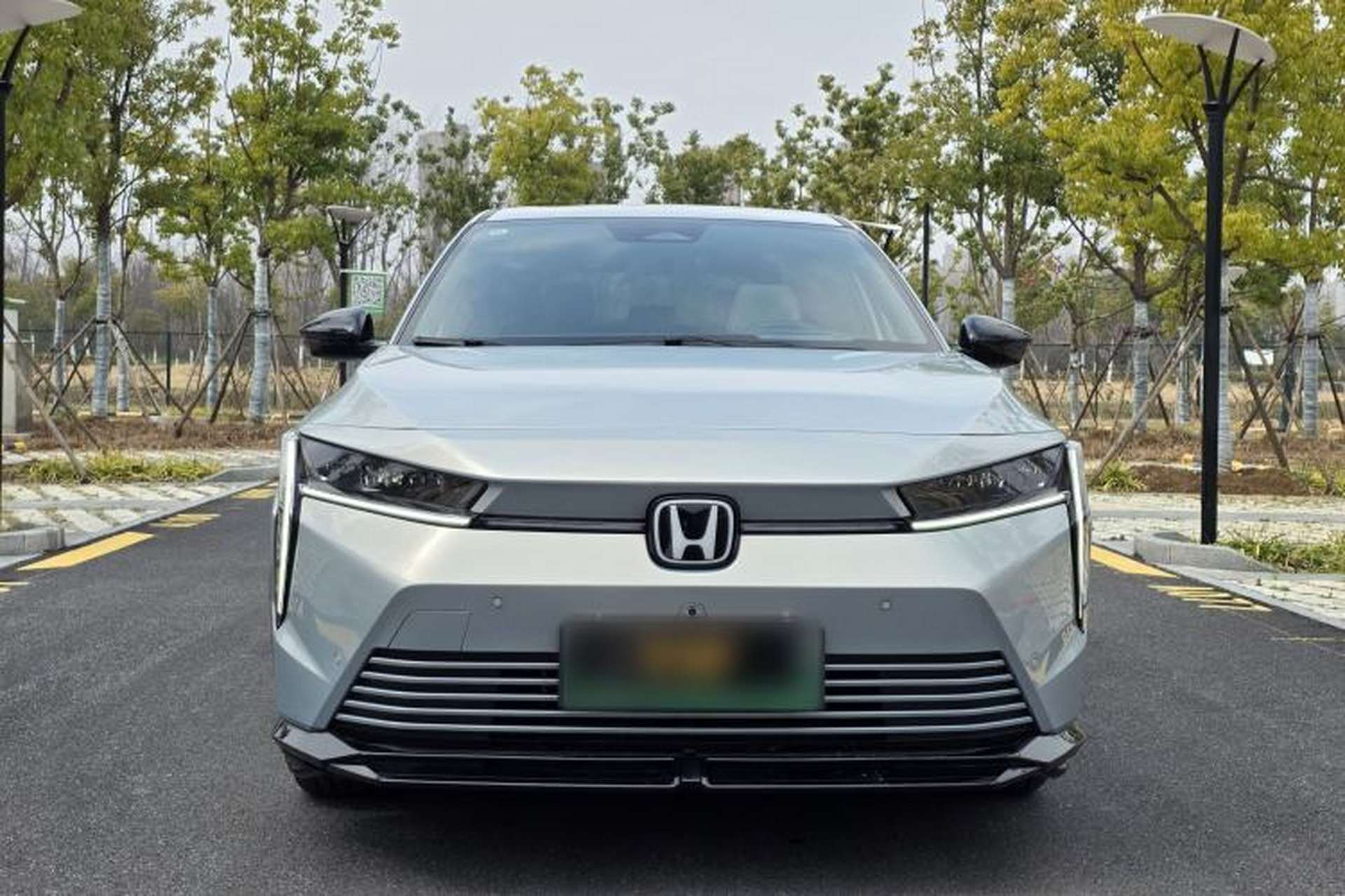 Used Honda e:NS2 2024 Light-Chasing Version Exterior 1