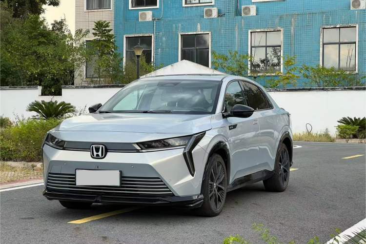 Used Honda e:NS2 2024 Light-Chasing Version Exterior 1