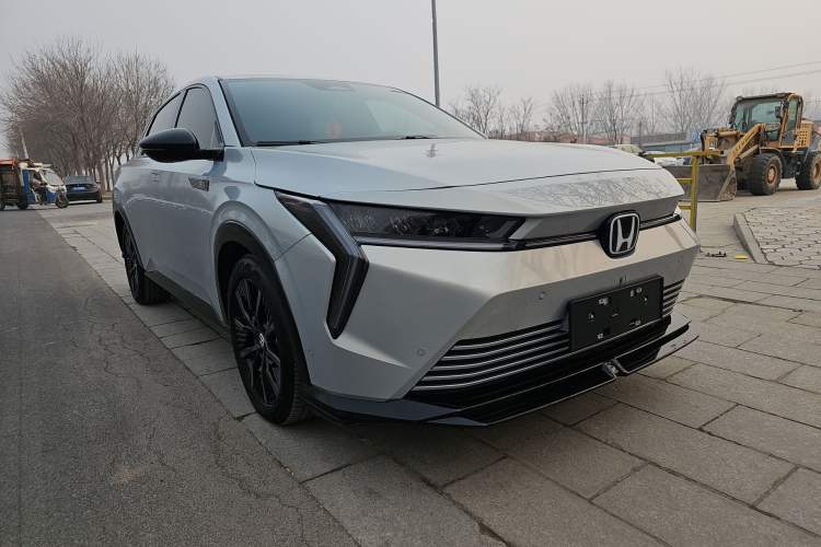 Used Honda e:NS2 2024 Light-Chasing Version Exterior 2