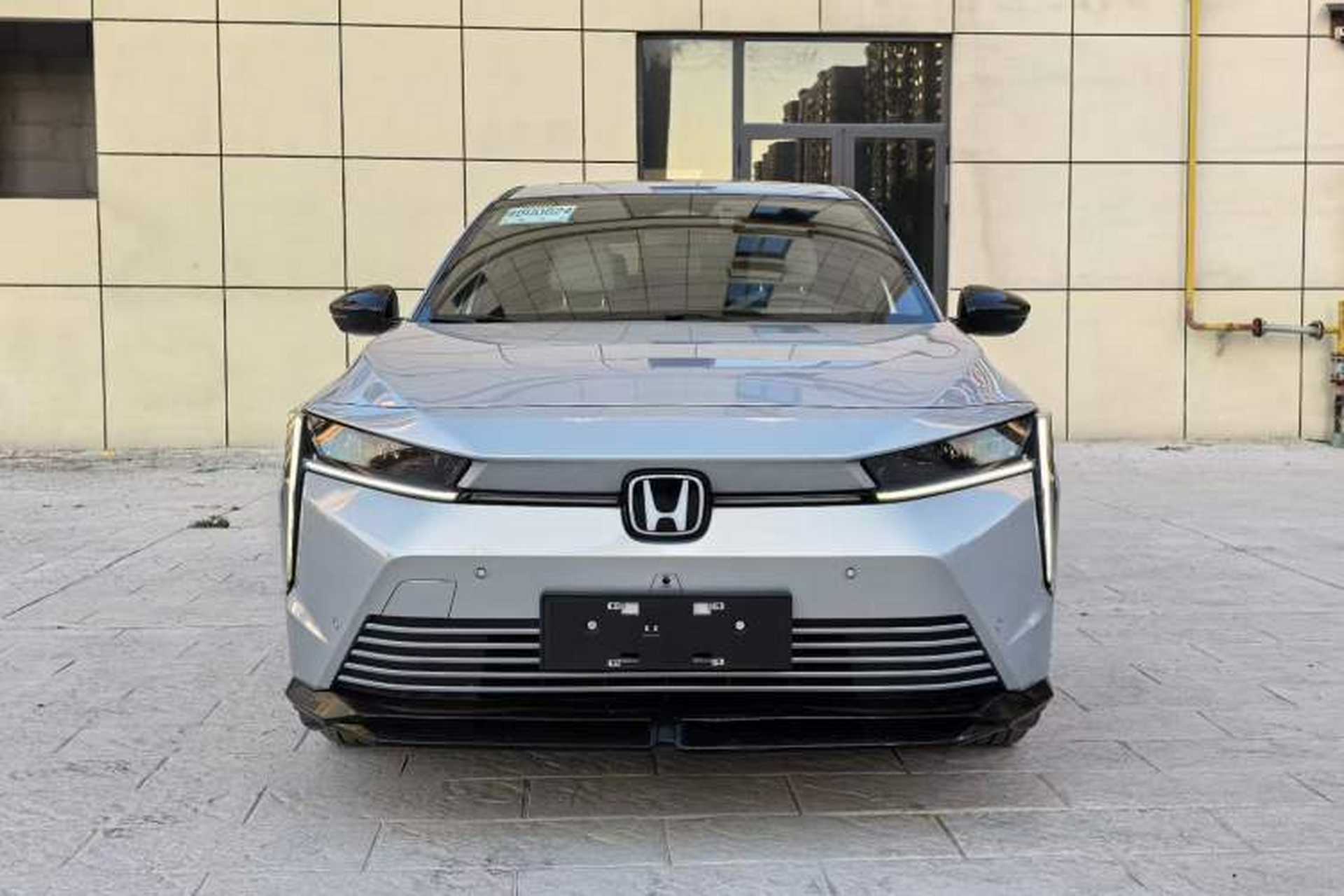 Used Honda e:NS2 2024 Light-Chasing Version Exterior 4