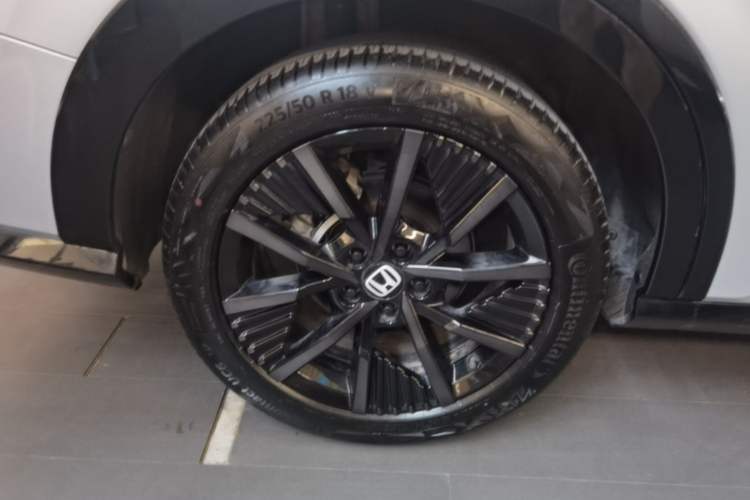 Used Honda e:NS2 2024 Light-Chasing Version Exterior 5