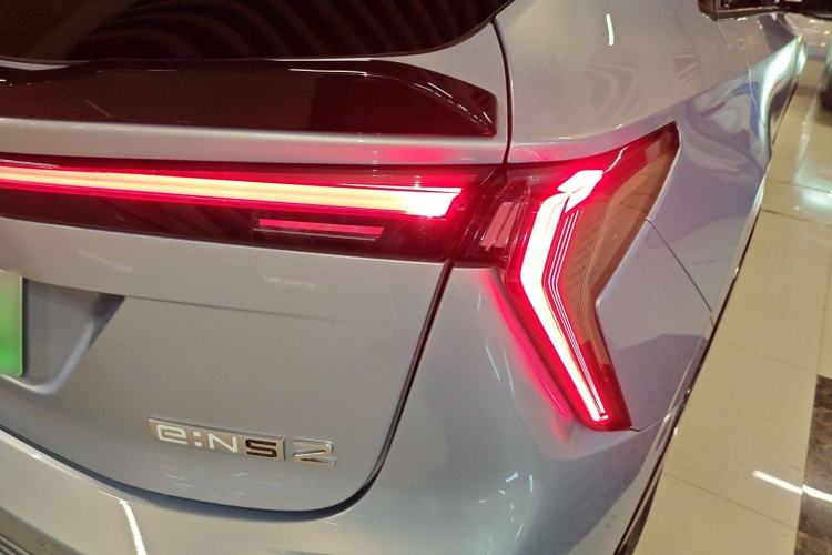 Used Honda e:NS2 2024 Light-Chasing Version Exterior 6