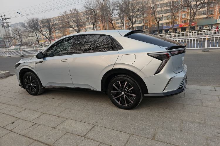 Used Honda e:NS2 2024 Light-Chasing Version Exterior 7