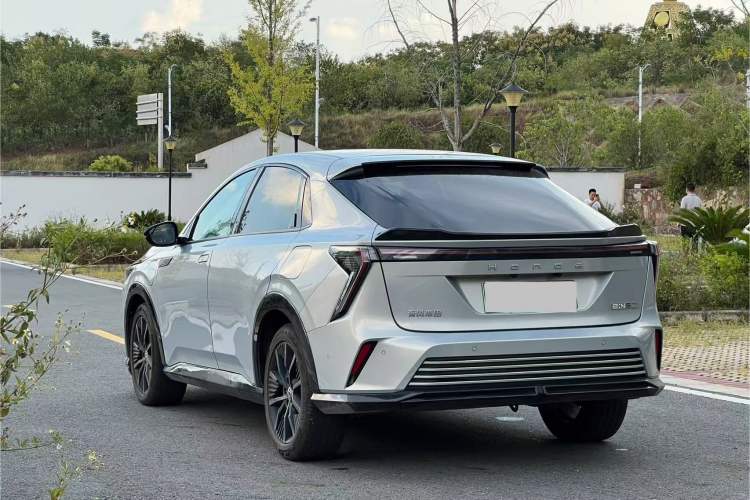 Used Honda e:NS2 2024 Light-Chasing Version Exterior 9