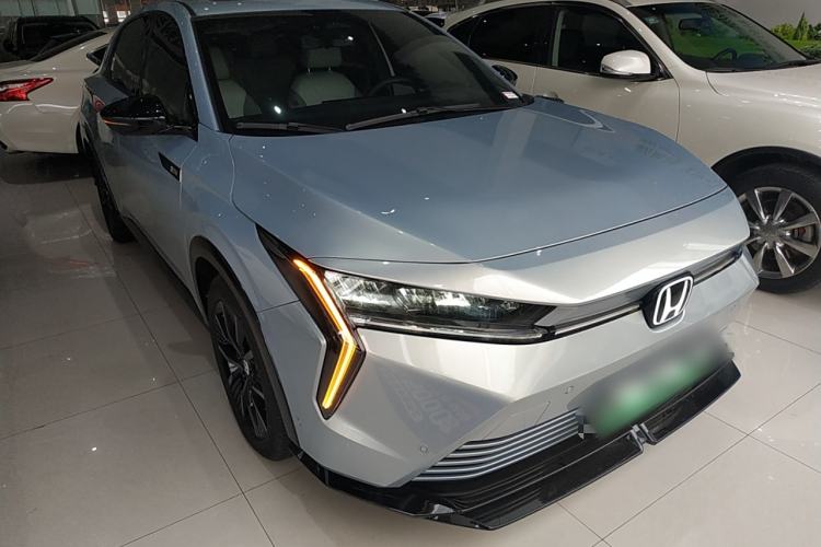 Used Honda e:NS2 2024 Light-Chasing Version Front Right 45 Deg