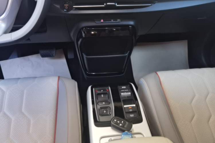 Used Honda e:NS2 2024 Light-Chasing Version Gear Lever