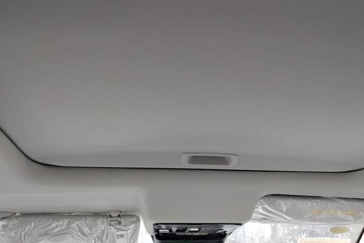 Used Honda e:NS2 2024 Ignite Edition Headliner