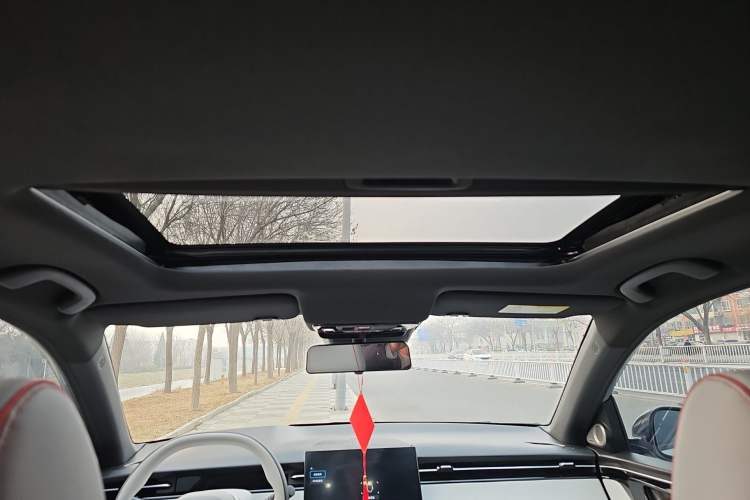 Used Honda e:NS2 2024 Light-Chasing Version Headliner
