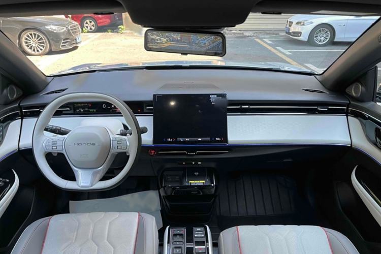 Used Honda e:NS2 2024 Light-Chasing Version Interior 1