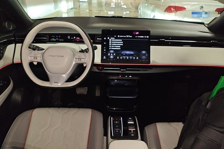 Used Honda e:NS2 2024 Light-Chasing Version Interior 2