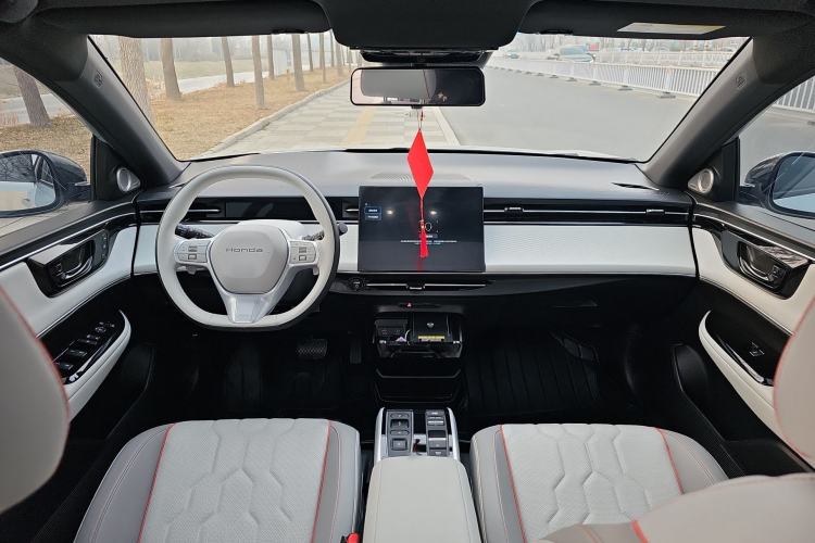 Used Honda e:NS2 2024 Light-Chasing Version Interior 3
