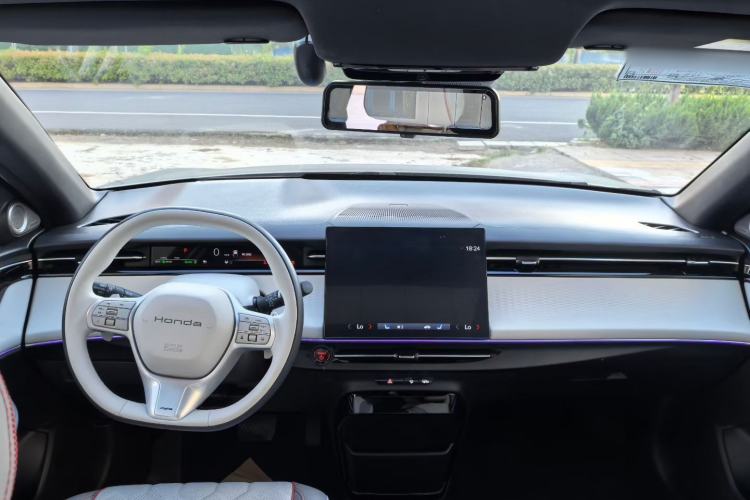 Used Honda e:NS2 2024 Light-Chasing Version Interior 4