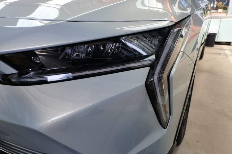 Used Honda e:NS2 2024 Light-Chasing Version Left Front Headlight
