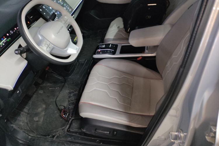 Used Honda e:NS2 2024 Light-Chasing Version Left Front Seat
