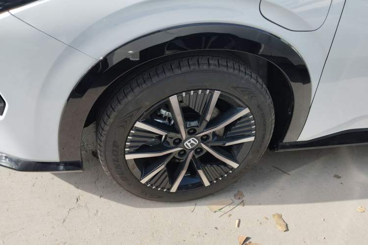 Used Honda e:NS2 2024 Ignite Edition Left Front Wheel Hub
