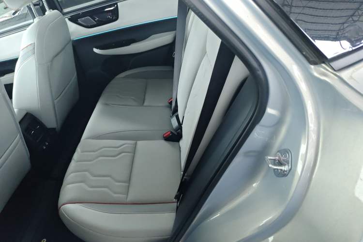 Used Honda e:NS2 2024 Light-Chasing Version Left Rear Seat