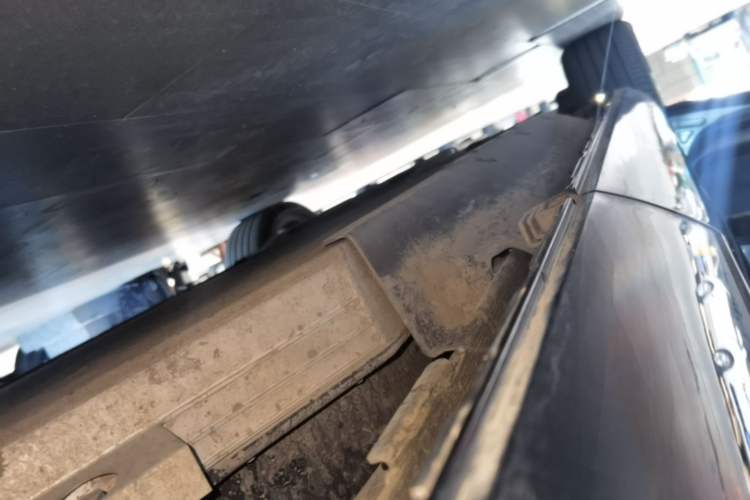 Used Honda e:NS2 2024 Light-Chasing Version Left Side Sill
