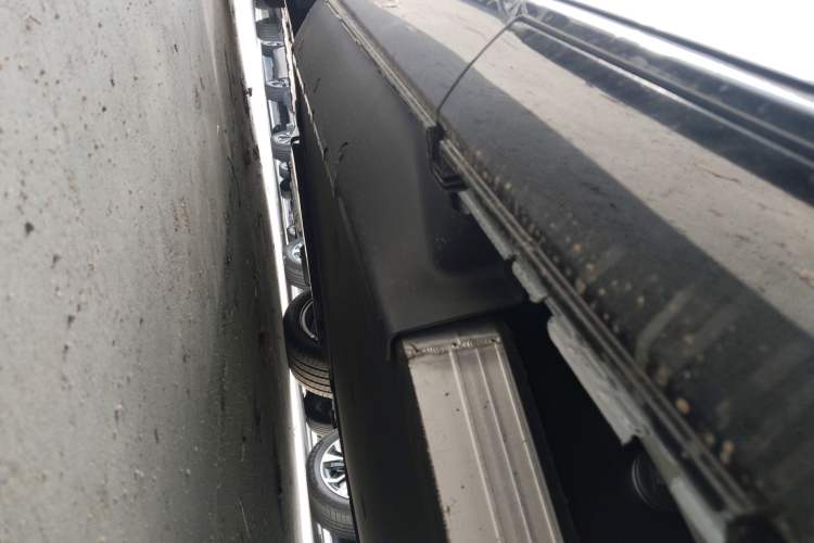 Used Honda e:NS2 2024 Ignite Edition Left Side Sill