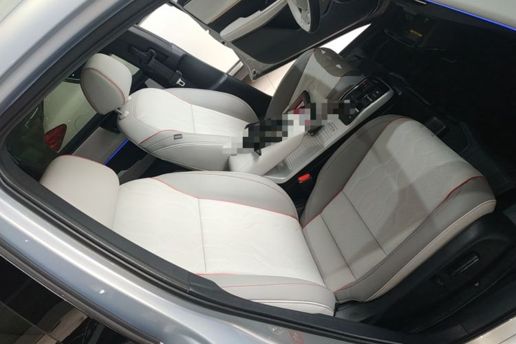Used Honda e:NS2 2024 Light-Chasing Version Right Front Seat
