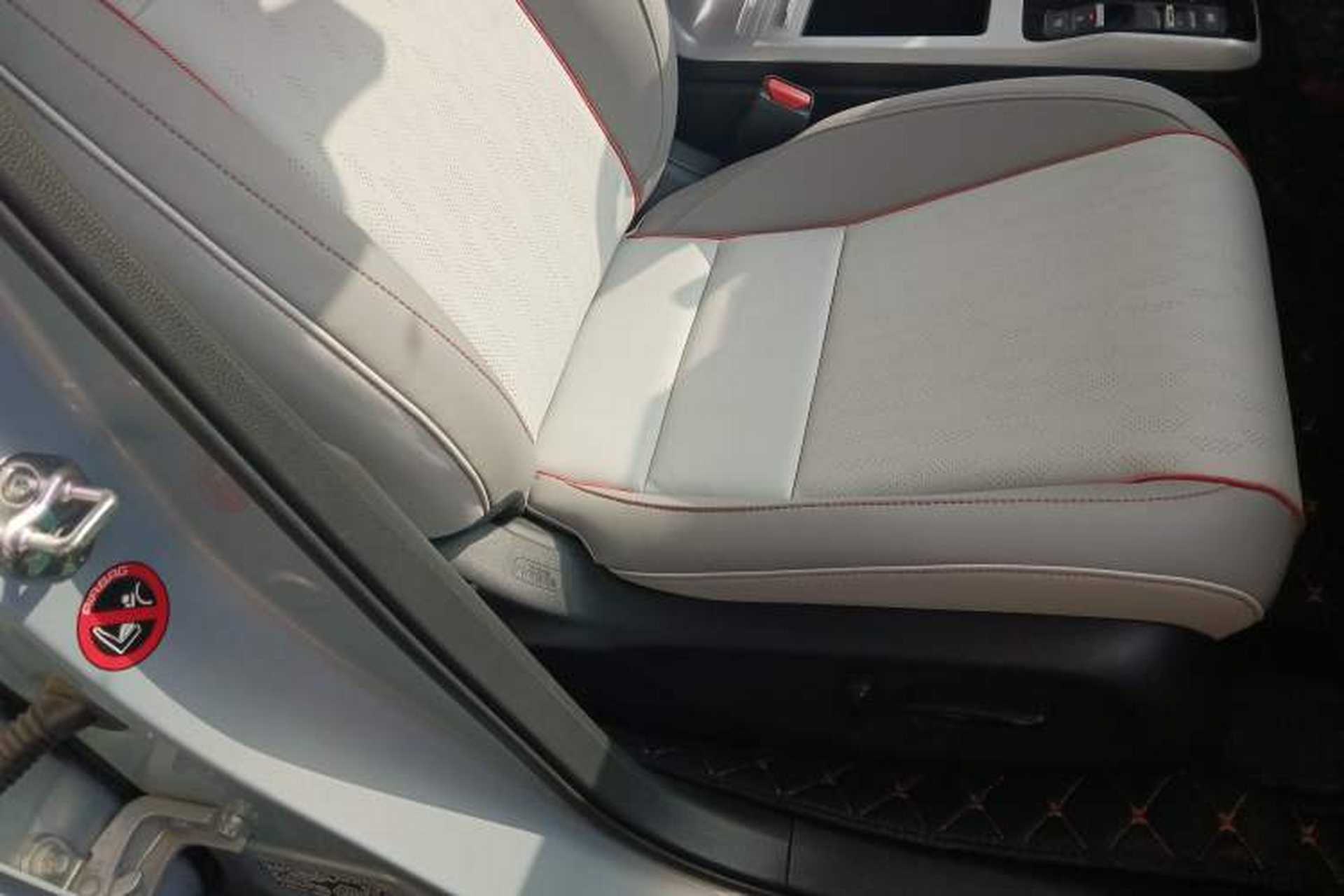 Used Honda e:NS2 2024 Glitter Edition Right Front Seat